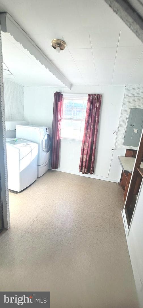 7008 Berkshire Drive photo 32