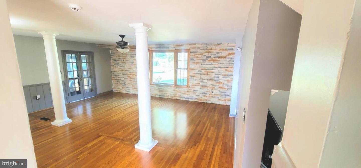 7008 Berkshire Drive photo 6
