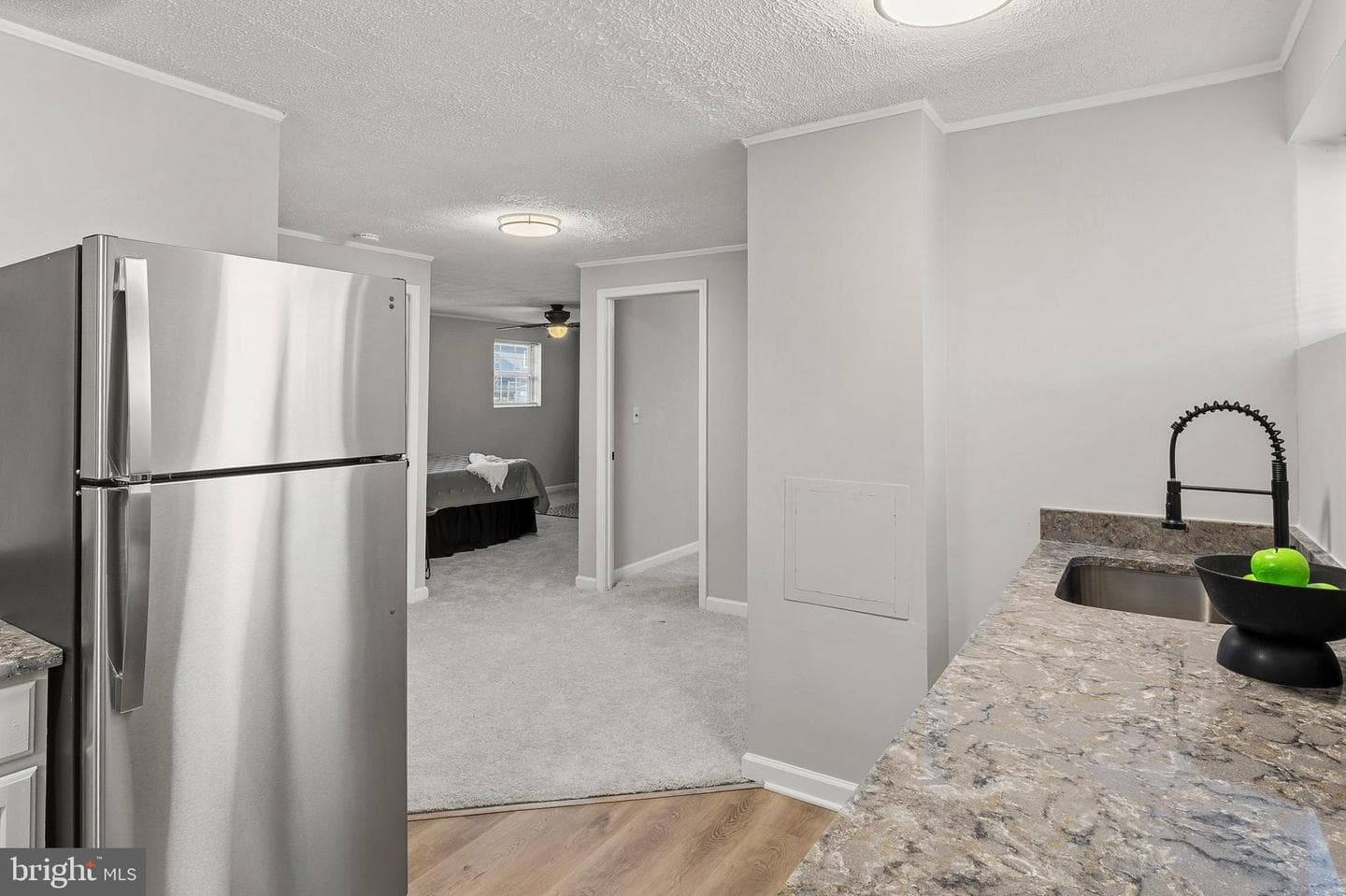 5005 Apache Street photo 24