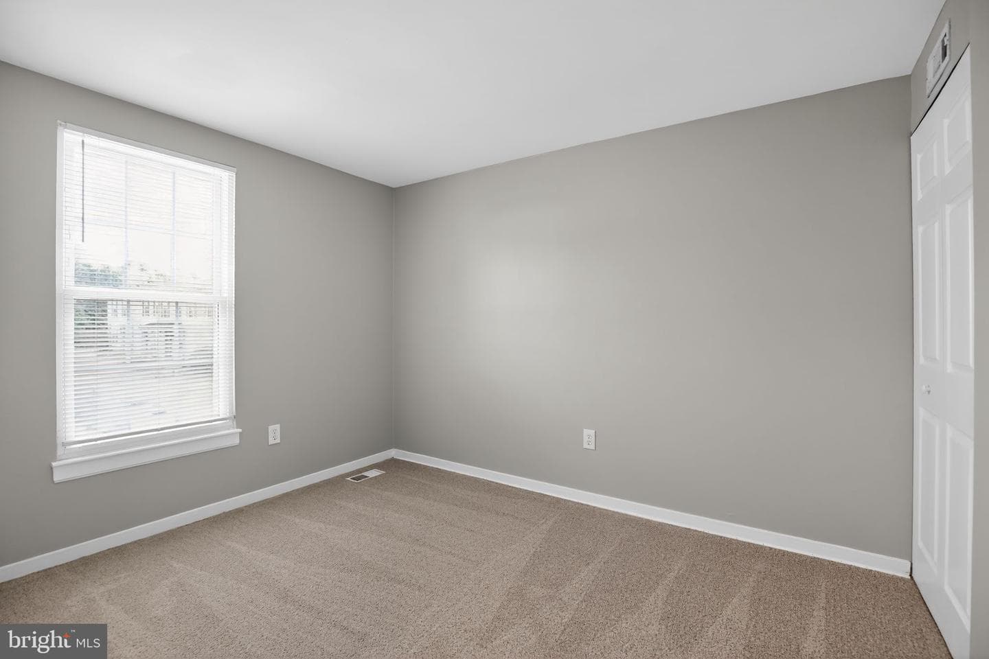 11303 Kettering Circle photo 23