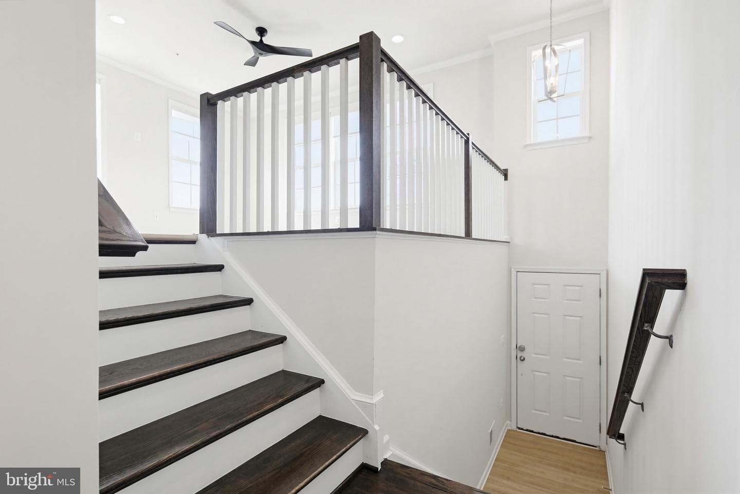 1023 High Point Trl photo 6