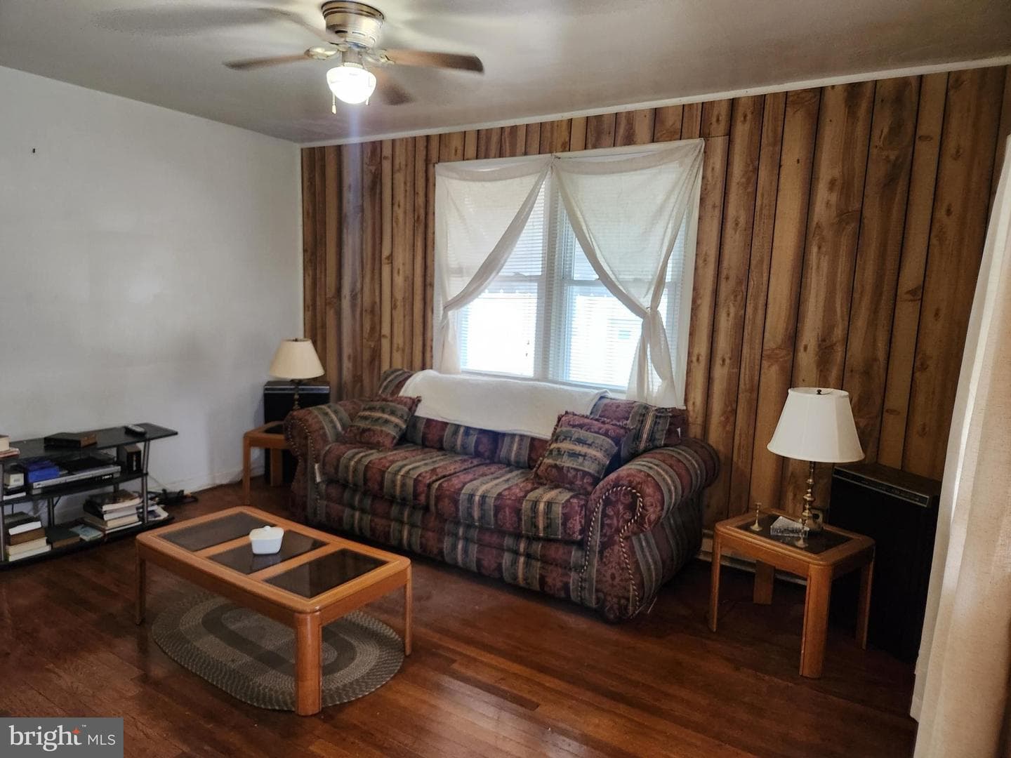 5023 Addison Road photo 3