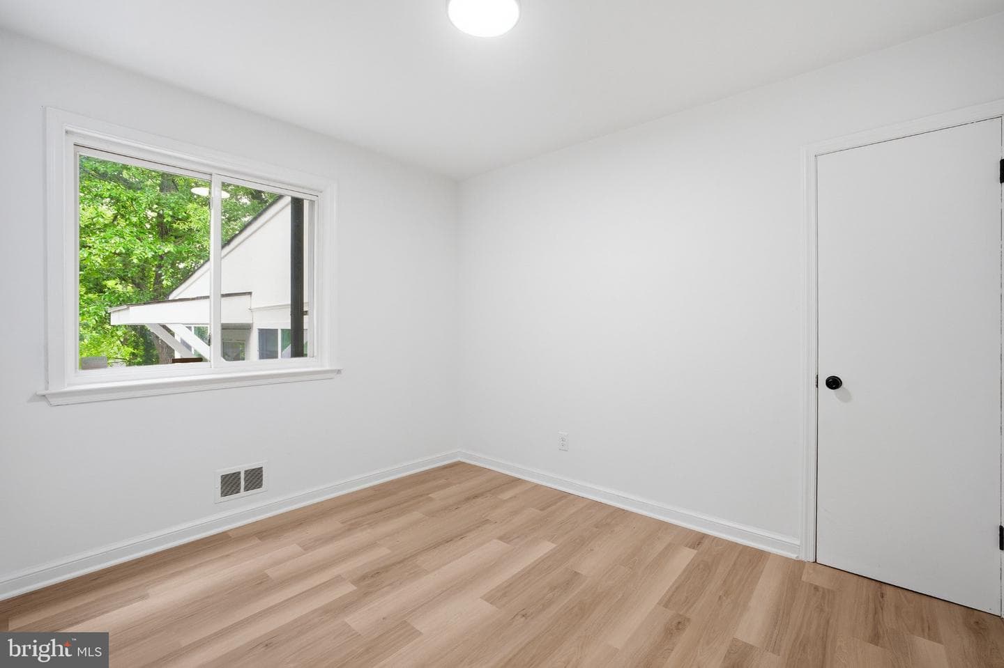 6709 Forest Hill Drive photo 17