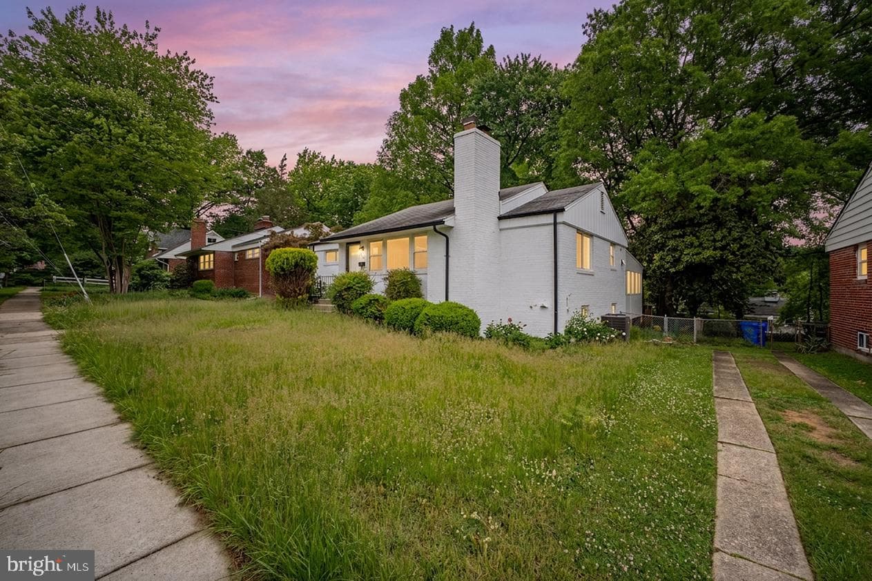 6709 Forest Hill Drive, University Park
