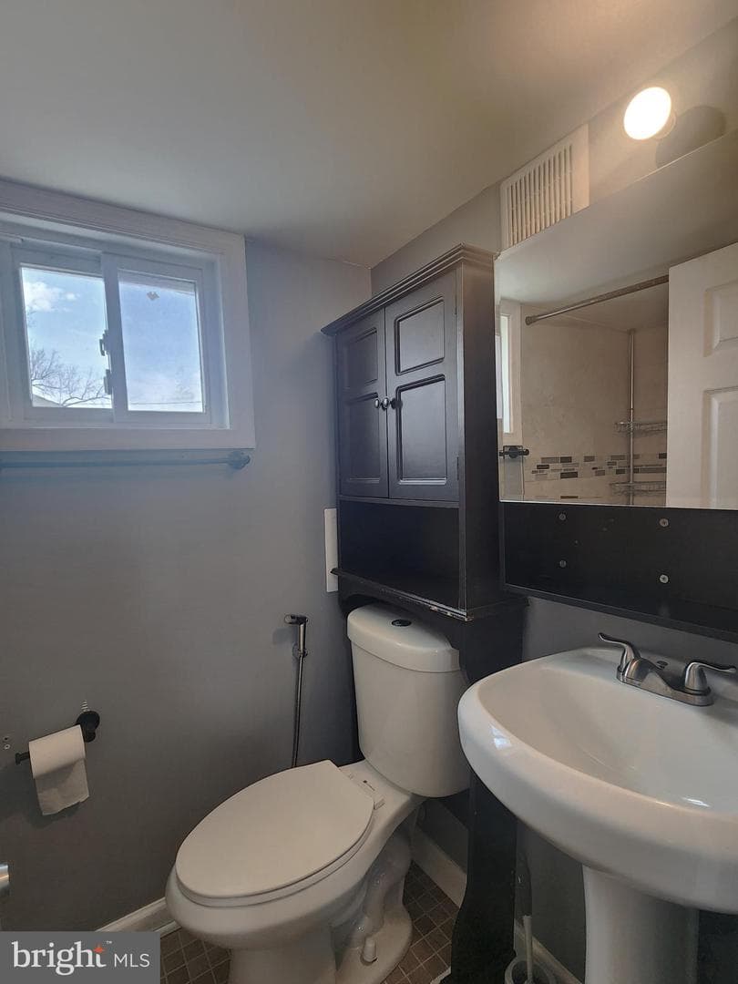 702 Capitol Heights Boulevard photo 27