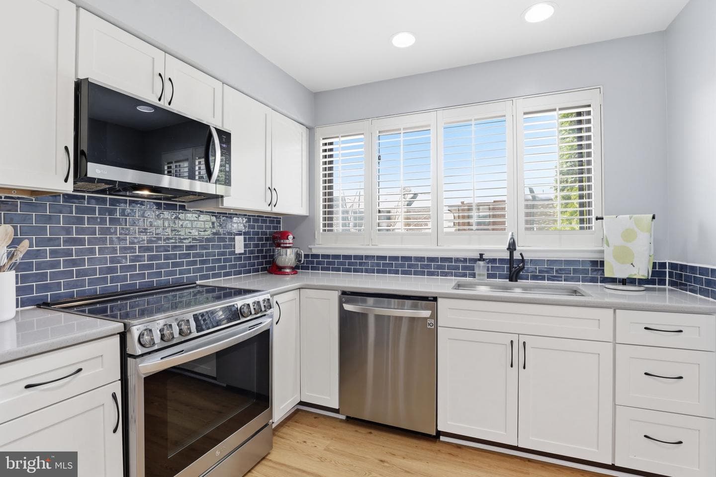 8412 Canning Terrace photo 5
