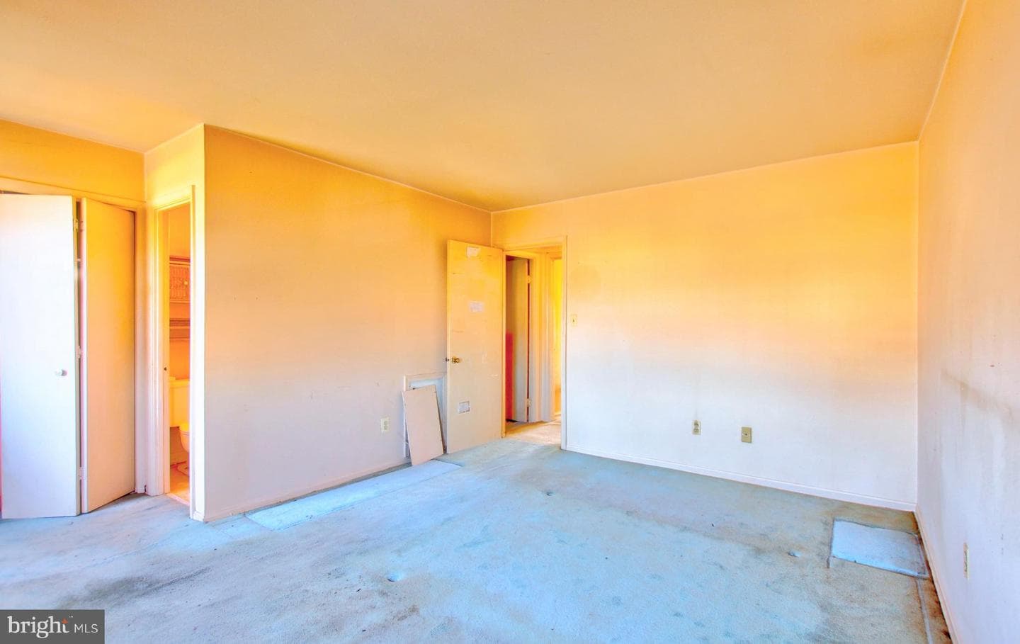 7856 Lakecrest Drive photo 17