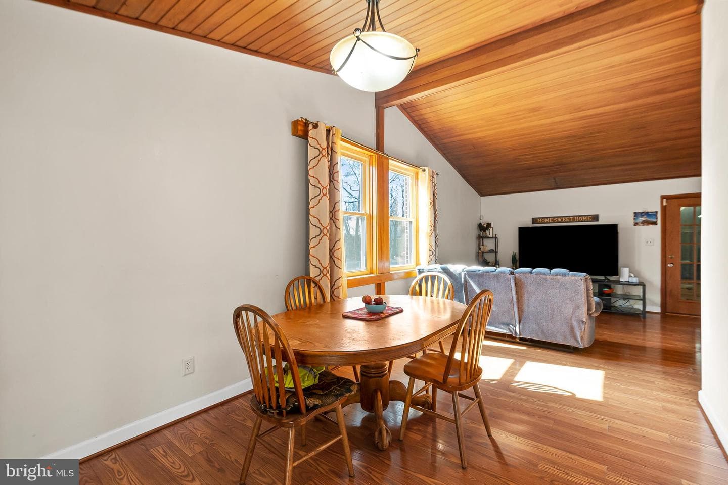 6014 Griffith Drive photo 6