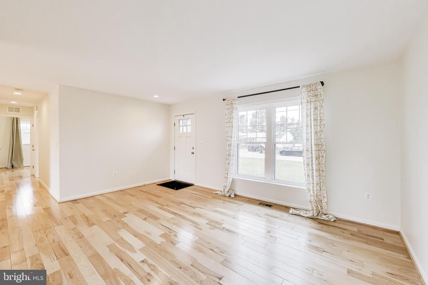 11431 Rosedale Lane photo 6