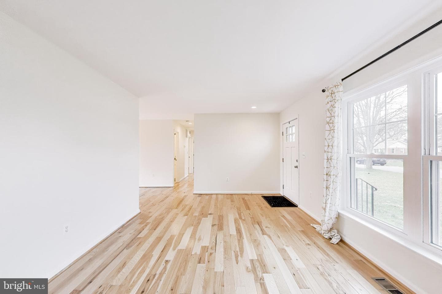11431 Rosedale Lane photo 7
