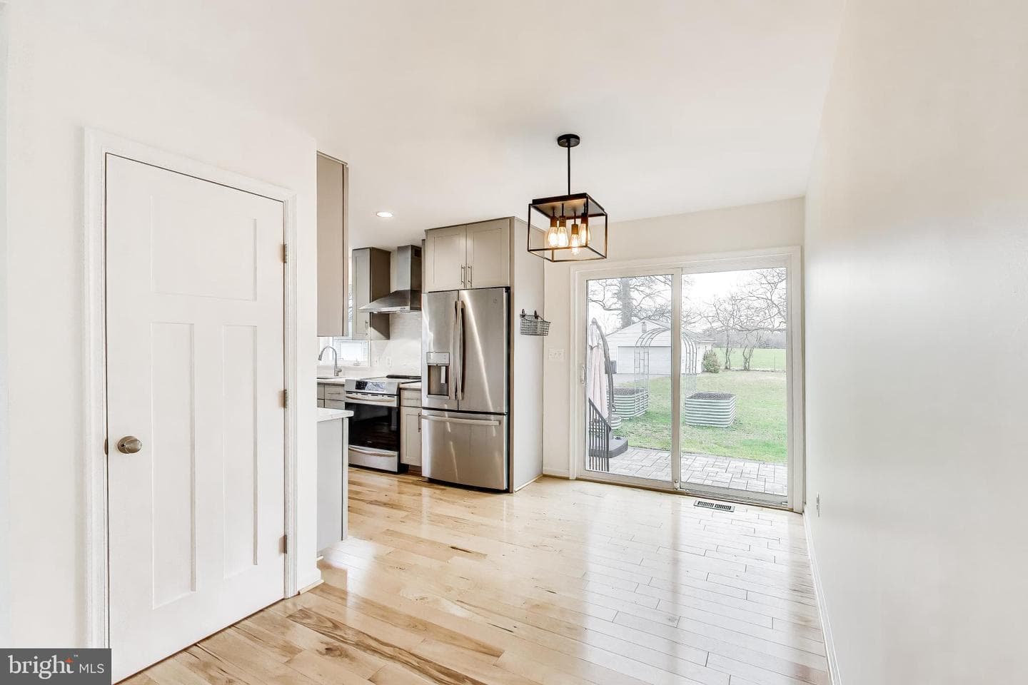 11431 Rosedale Lane photo 9