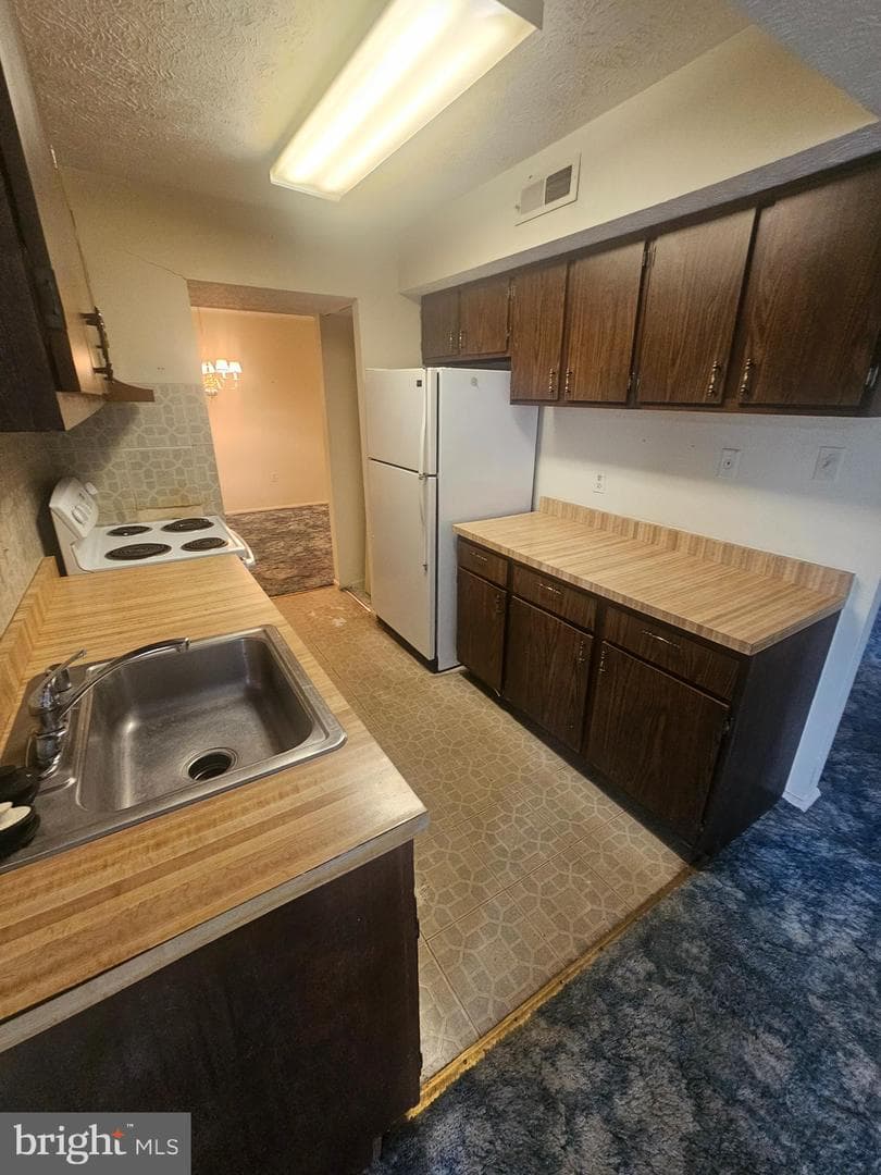 7724 Hanover Parkway #186 photo 14