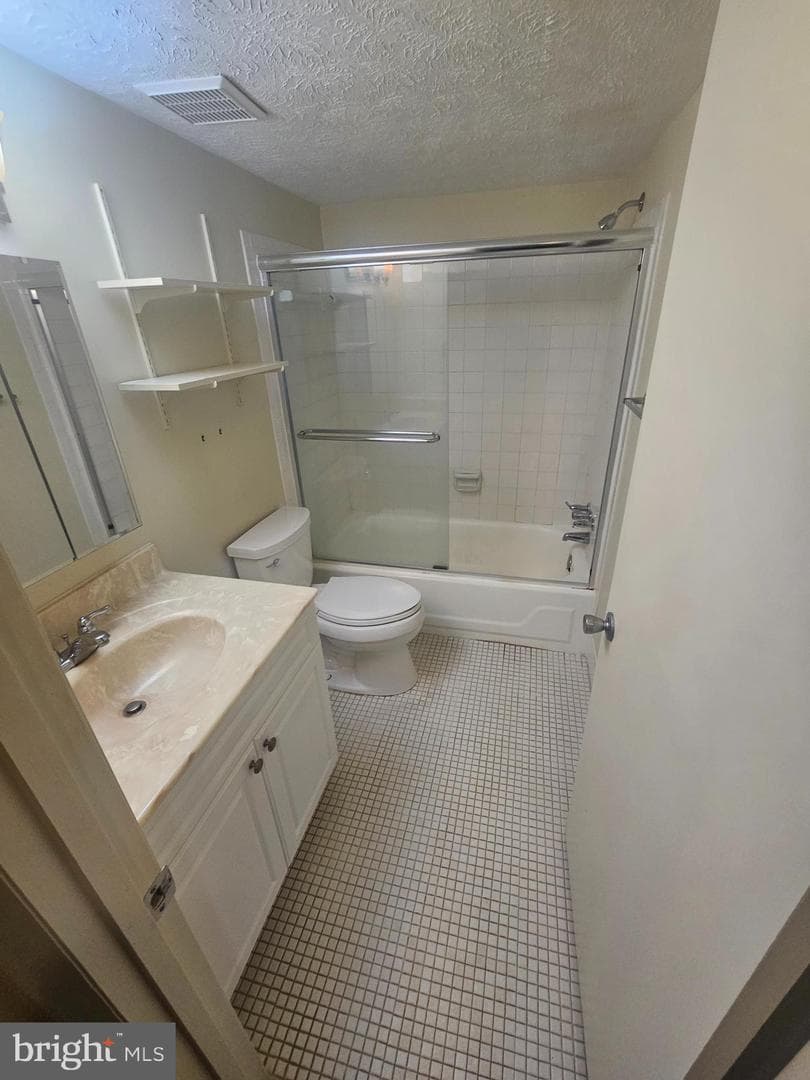 7724 Hanover Parkway #186 photo 4