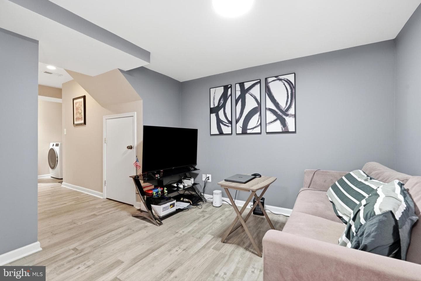 2923 North Grove photo 33