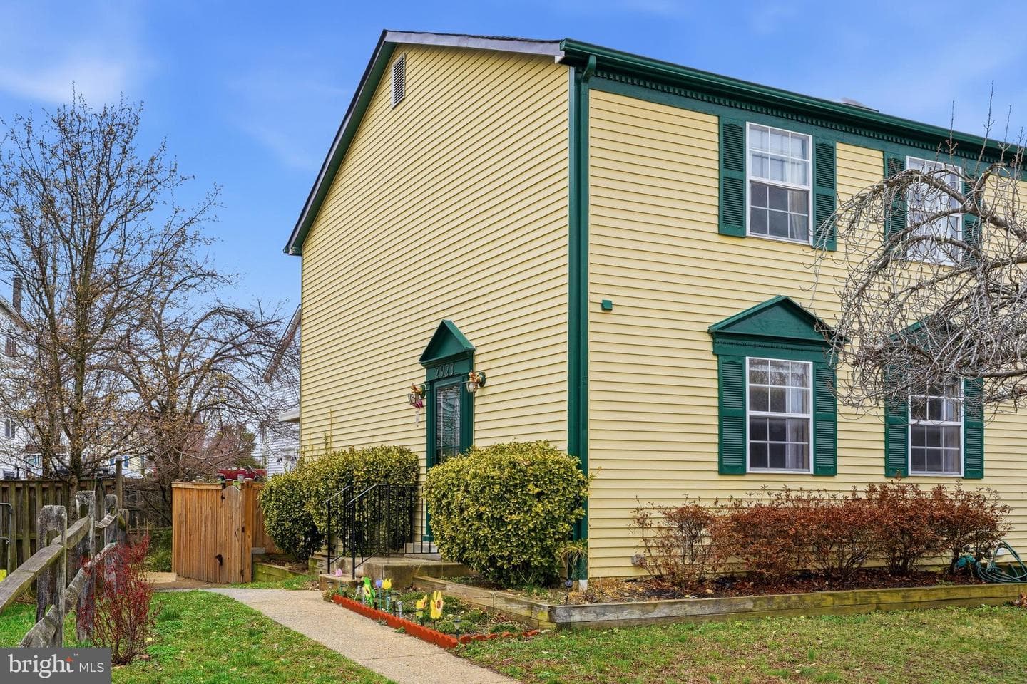 2923 North Grove photo 38