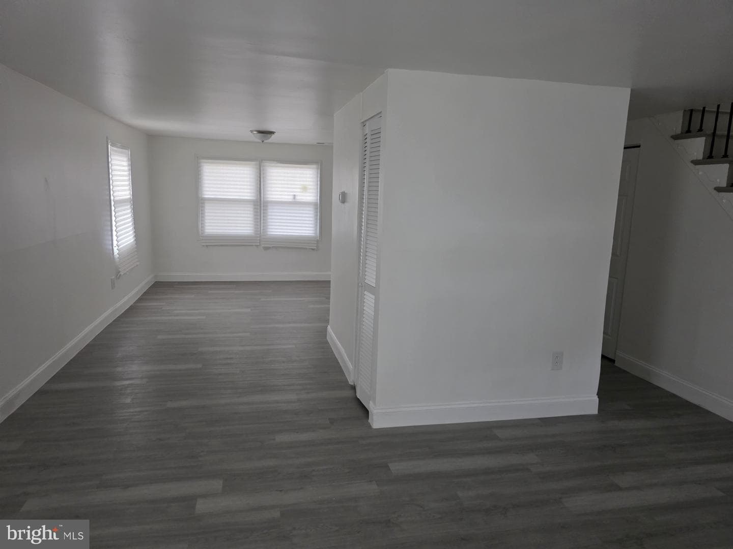 7630 Allendale Drive photo 3