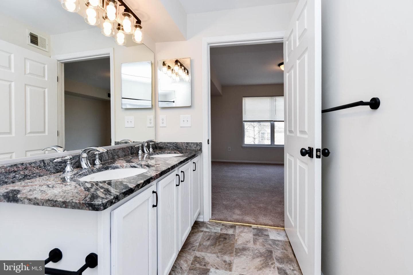 13900 Farnsworth Lane #4303 photo 38