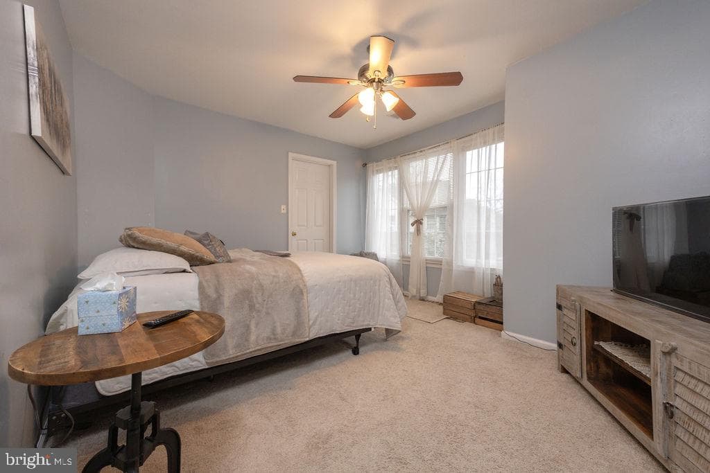 16000 Pennsbury Drive photo 28