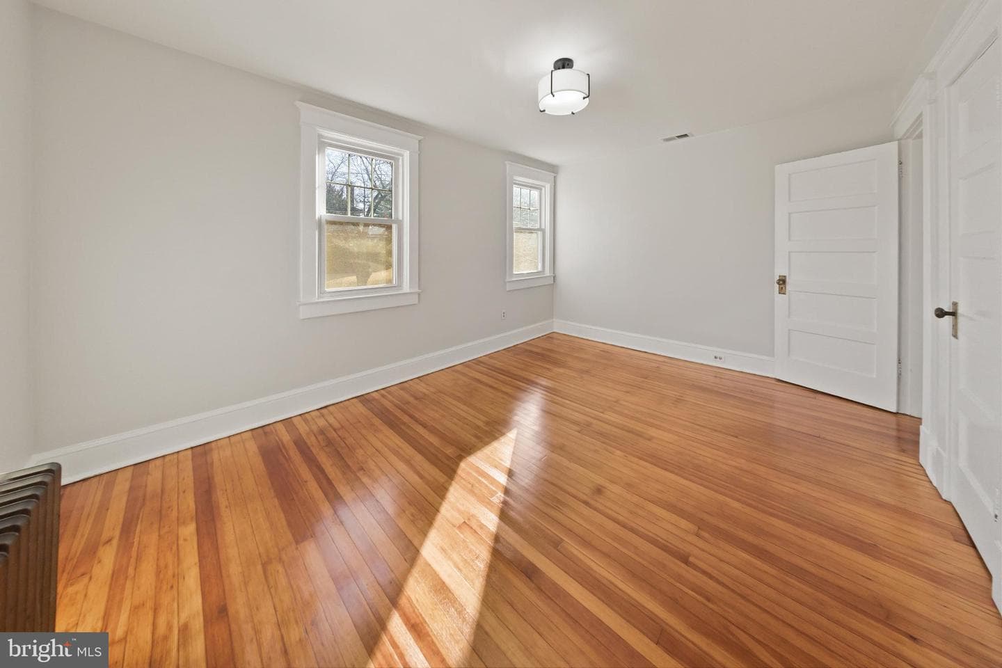 4302 Sheridan Street photo 30