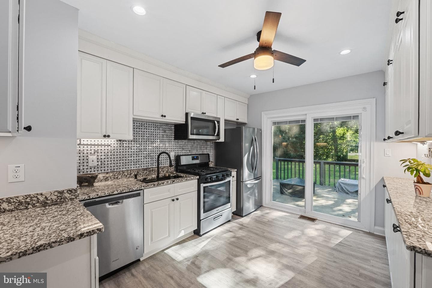 13503 Harrison Avenue photo 10