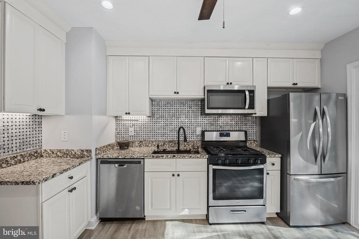 13503 Harrison Avenue photo 11