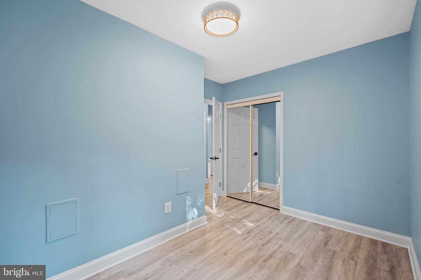 13503 Harrison Avenue photo 23