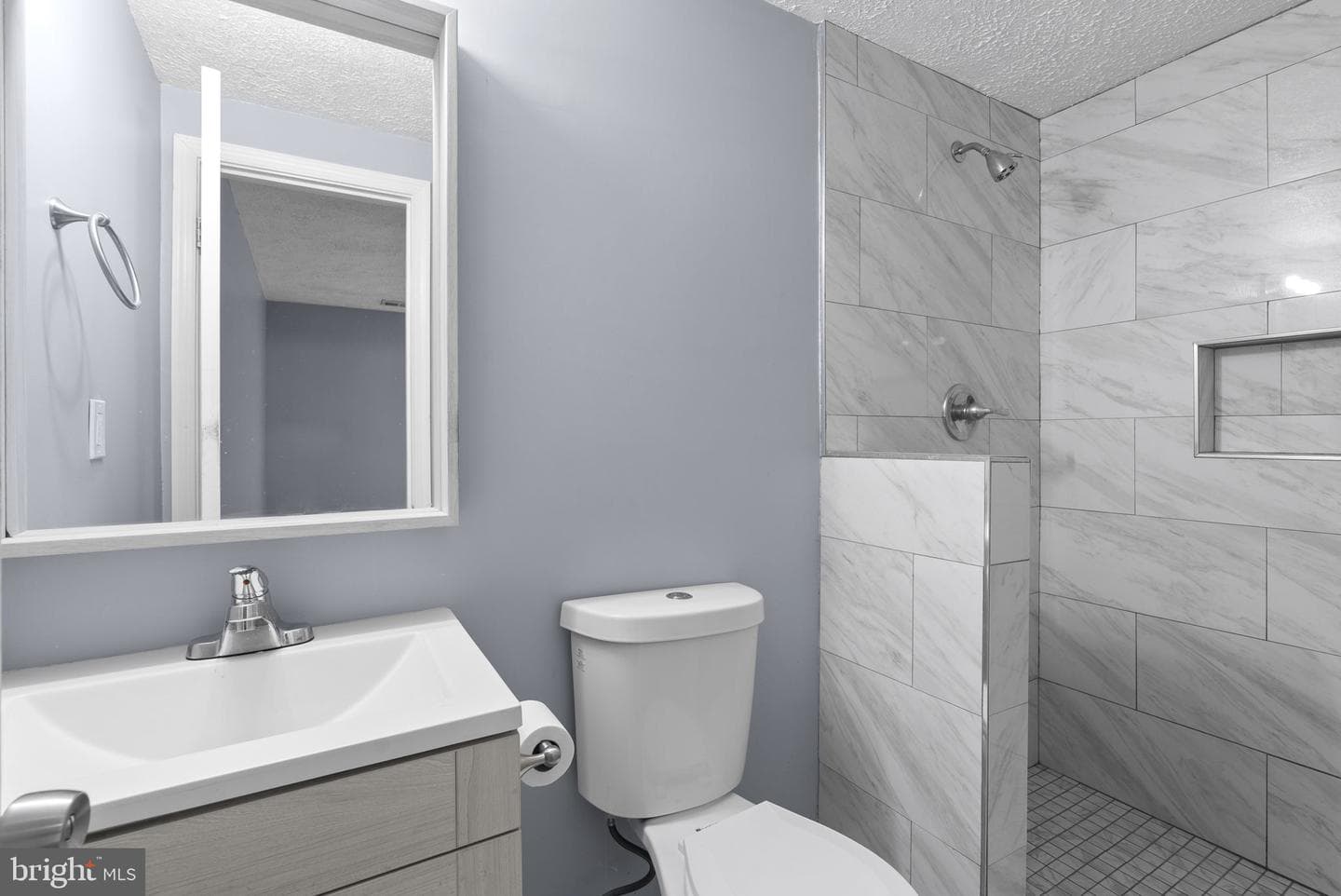 506 Rosier Road photo 31