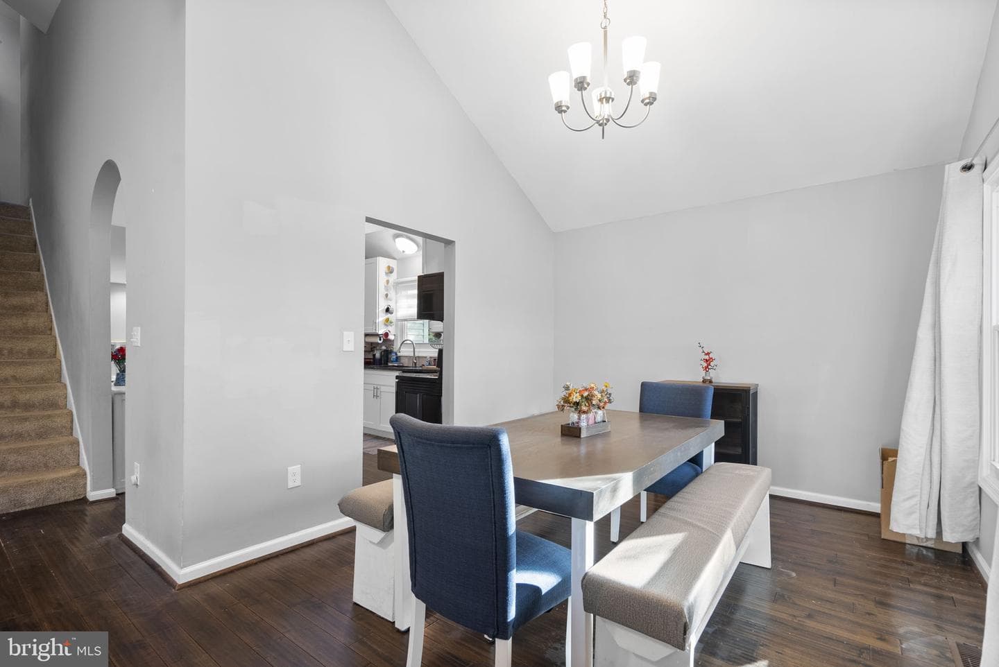 506 Rosier Road photo 9