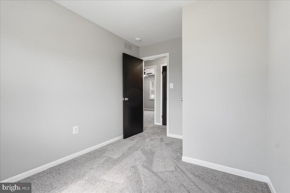 6018 Woodland Lane photo 23