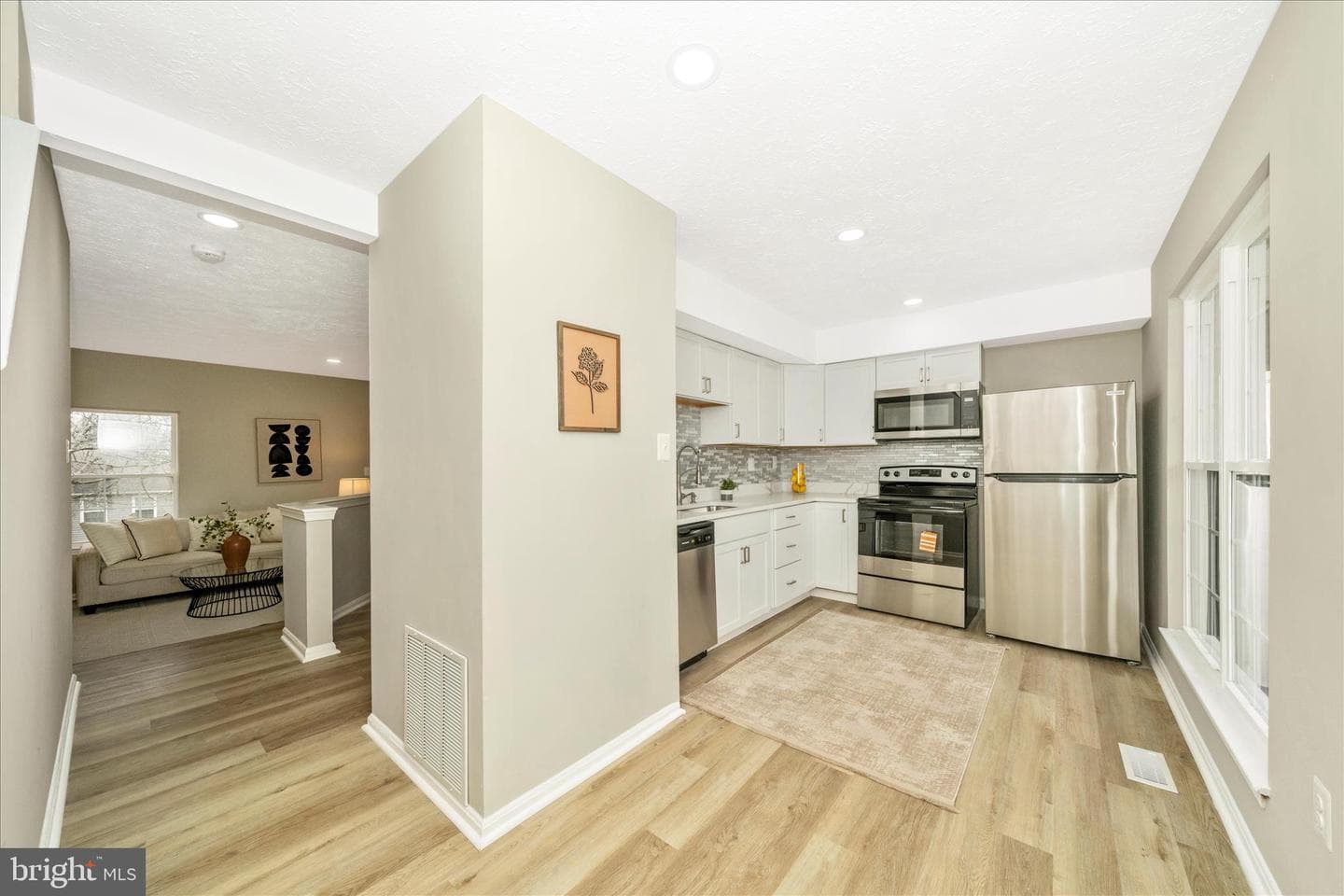 7411 Shady Glen Terrace photo 4