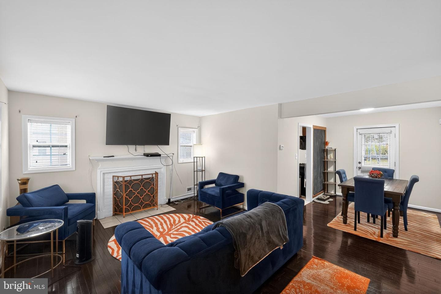 6903 Gateway Boulevard photo 10
