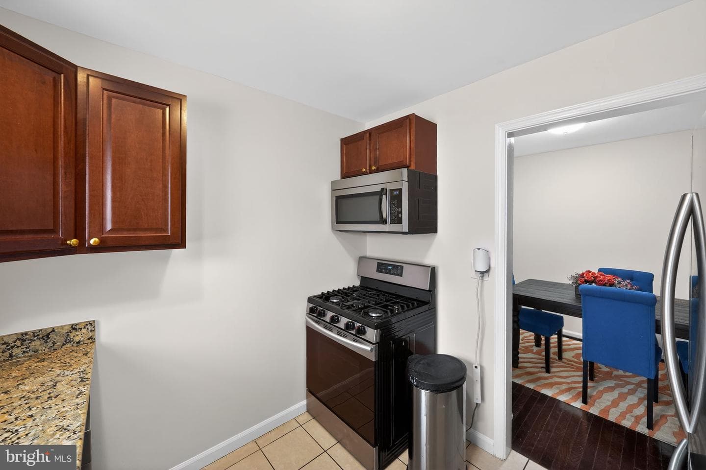 6903 Gateway Boulevard photo 4