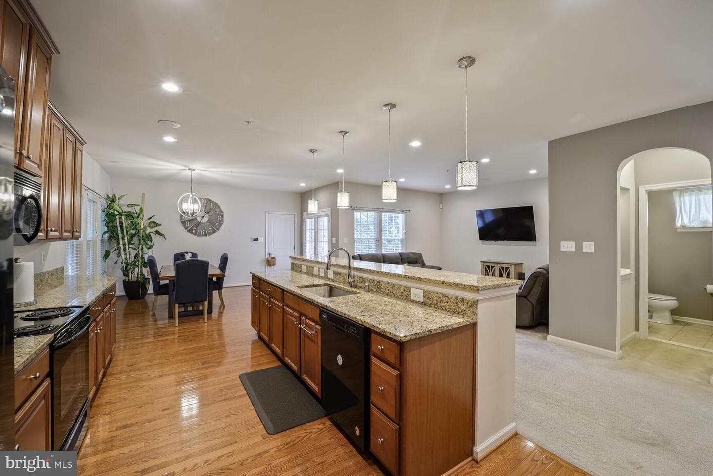 7208 Cherry Lane photo 10