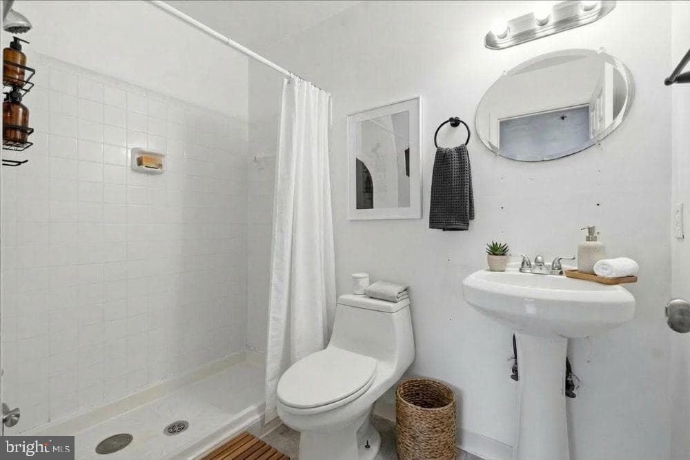 1142 Windemere Court photo 7