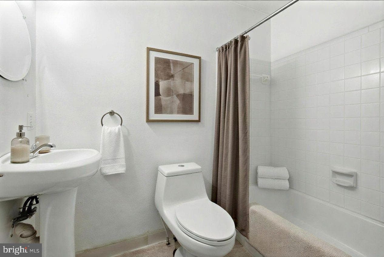 1142 Windemere Court photo 8
