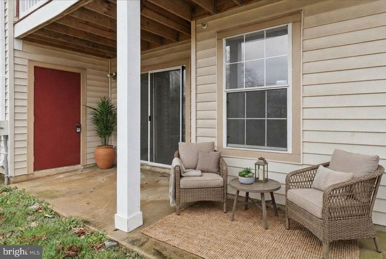 1142 Windemere Court photo 9