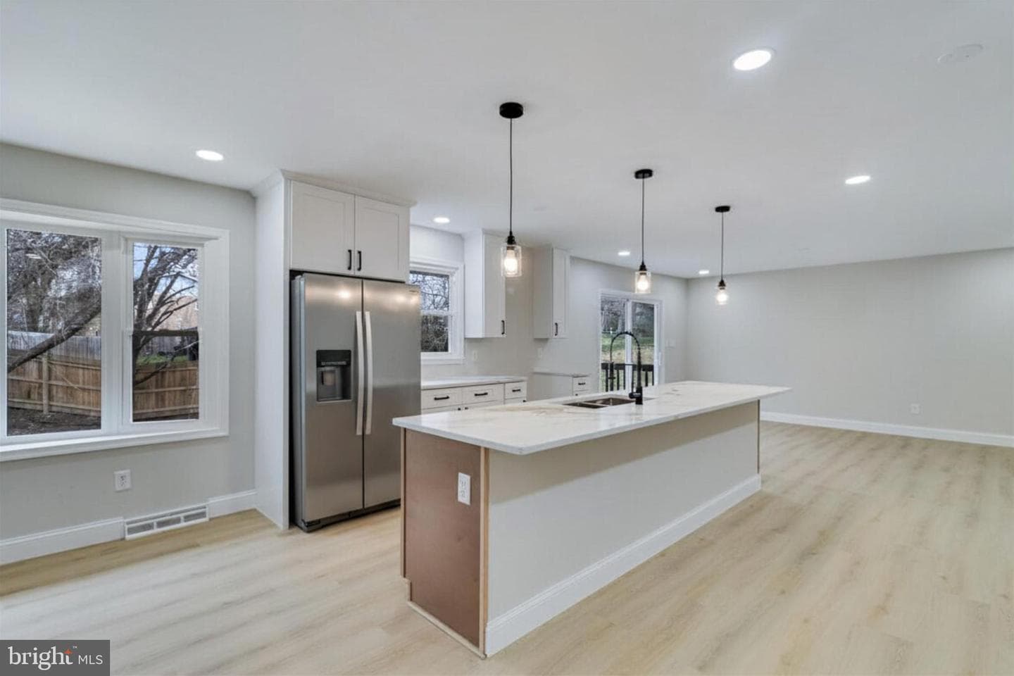 11006 Tyrone Drive photo 5