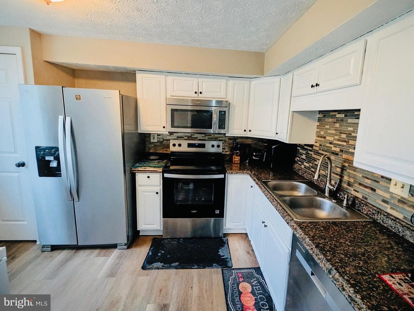 700 Avanti Place photo 11