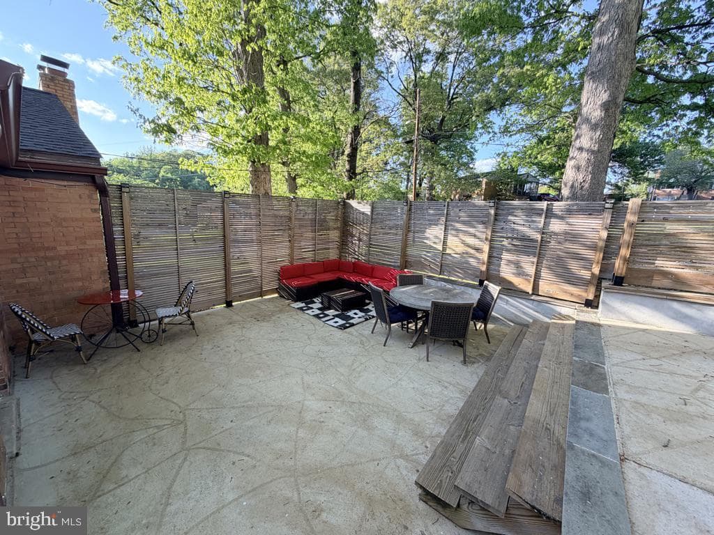 7500 Harrison Lane photo 30