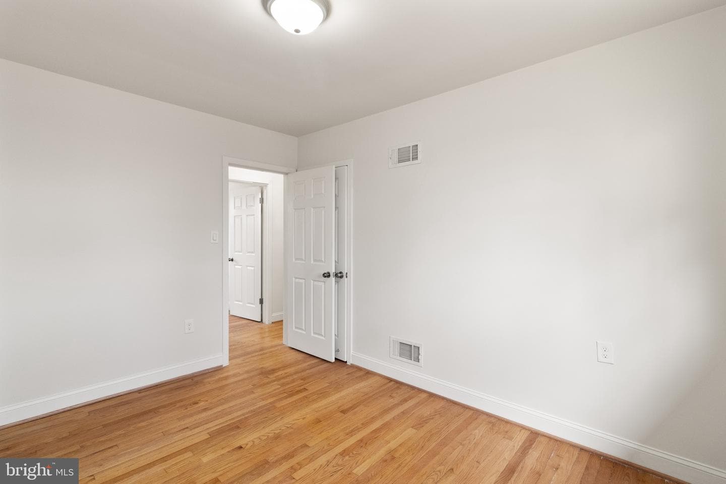 6812 Westchester Court photo 23