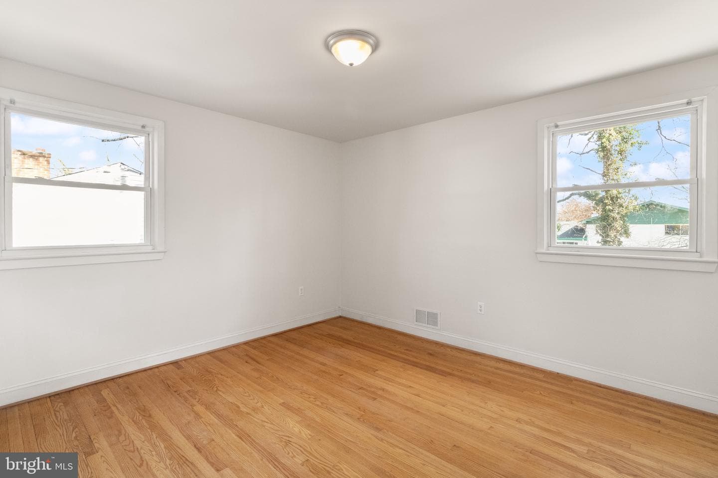 6812 Westchester Court photo 27