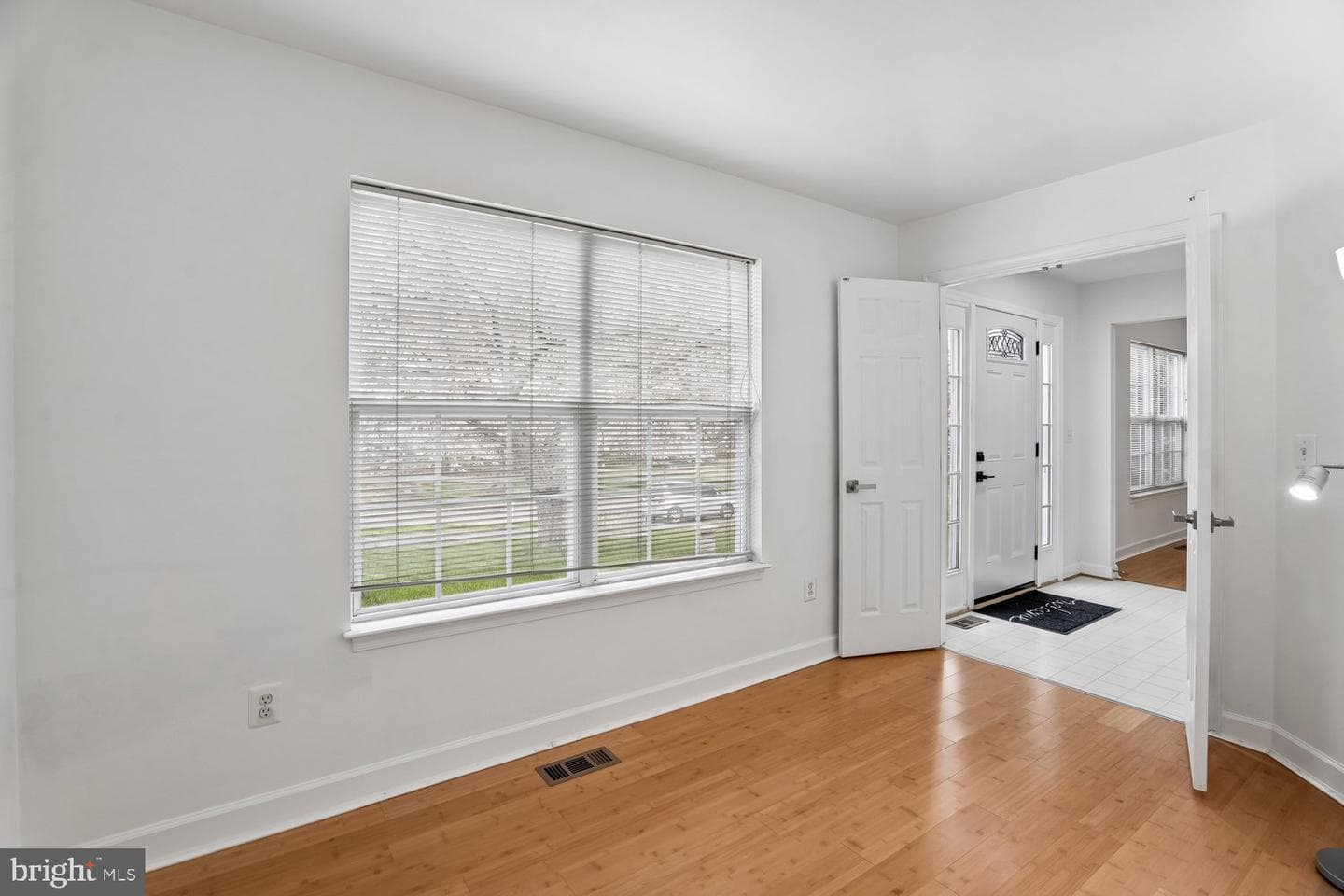 13313 Mockingbird Lane photo 14