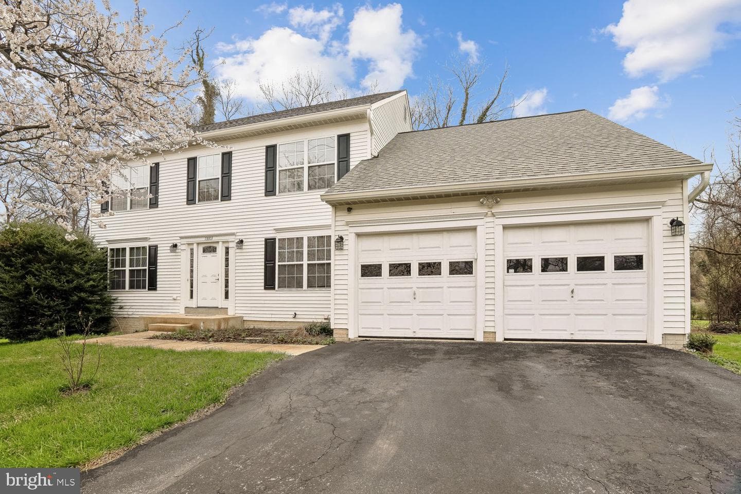 13313 Mockingbird Lane photo 2
