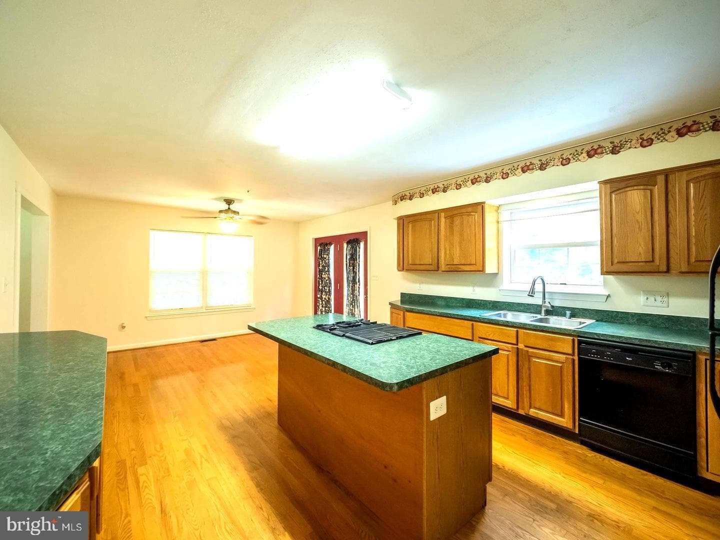 7701 Croom Road photo 24
