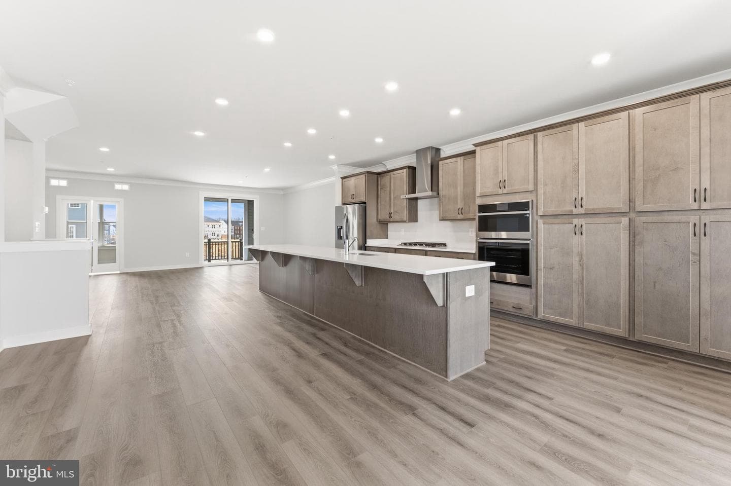 125 Summit Point Boulevard #13-J photo 4