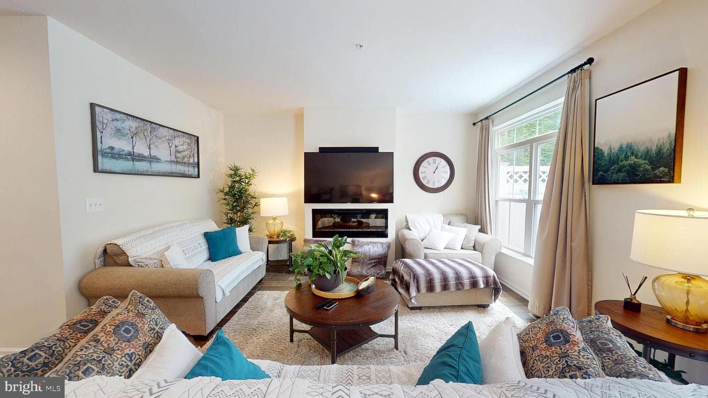 15103 Hogshead Way photo 21