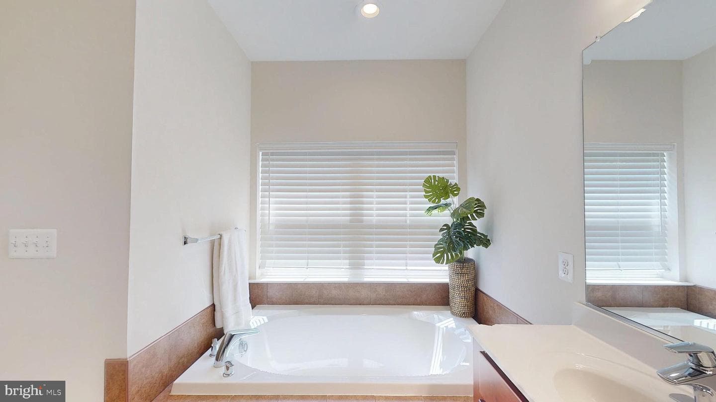 15103 Hogshead Way photo 28