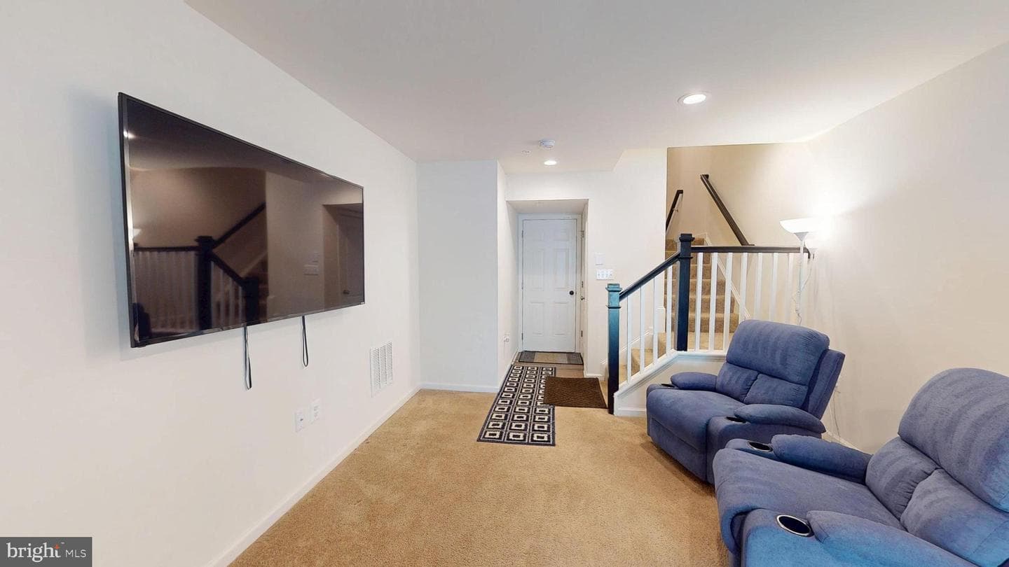 15103 Hogshead Way photo 38