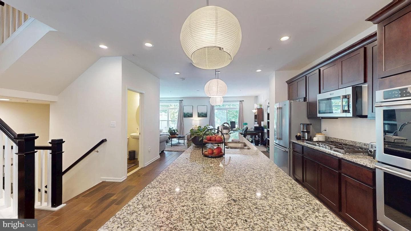 15103 Hogshead Way photo 6