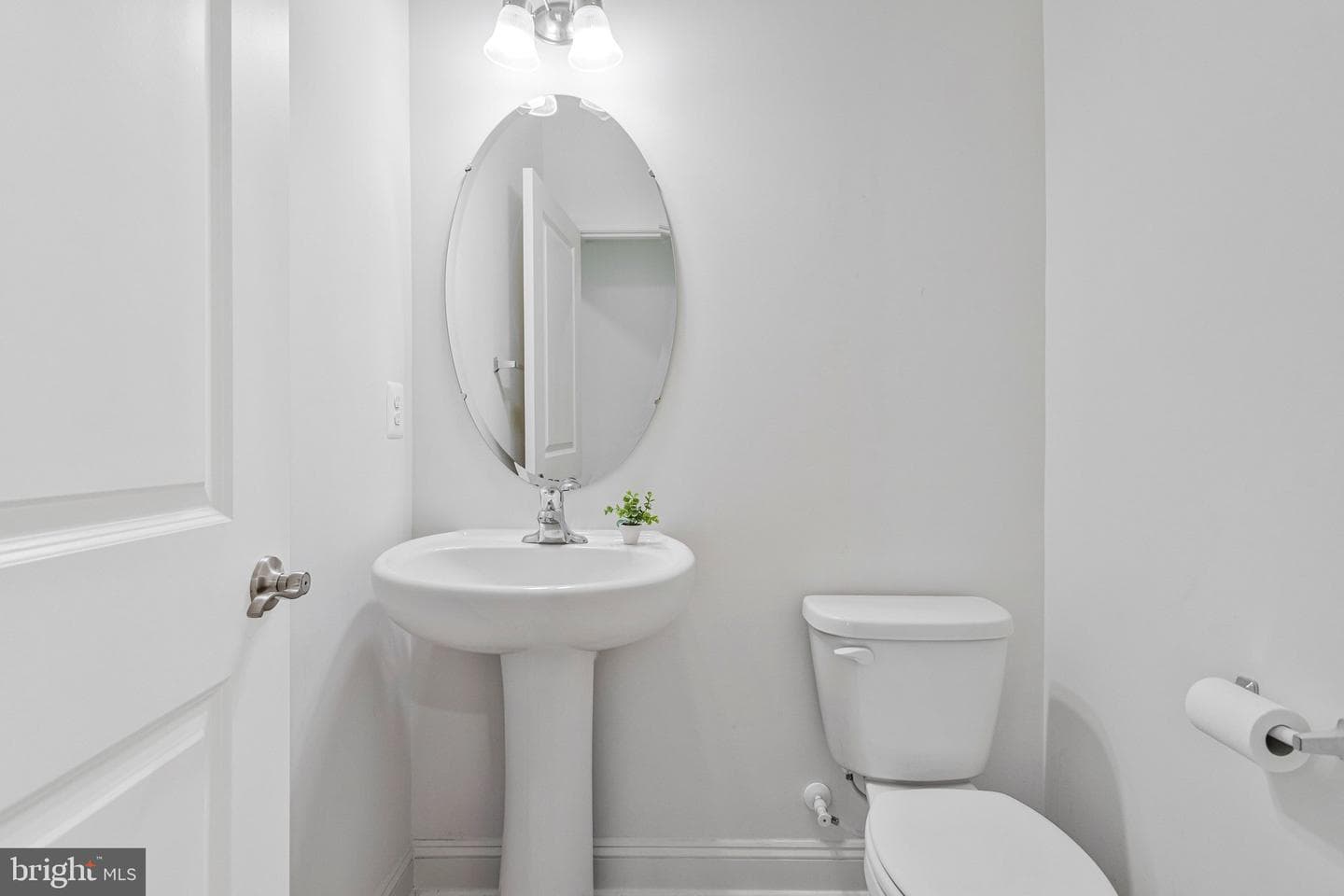 13700 Baden Naylor Road photo 12